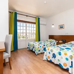 hotel-azul-praia-altura.hotelaalgarve.com/