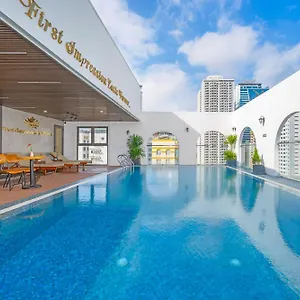Golden Lotus - Rooftop Bar Sea View Hotel Đà Nẵng