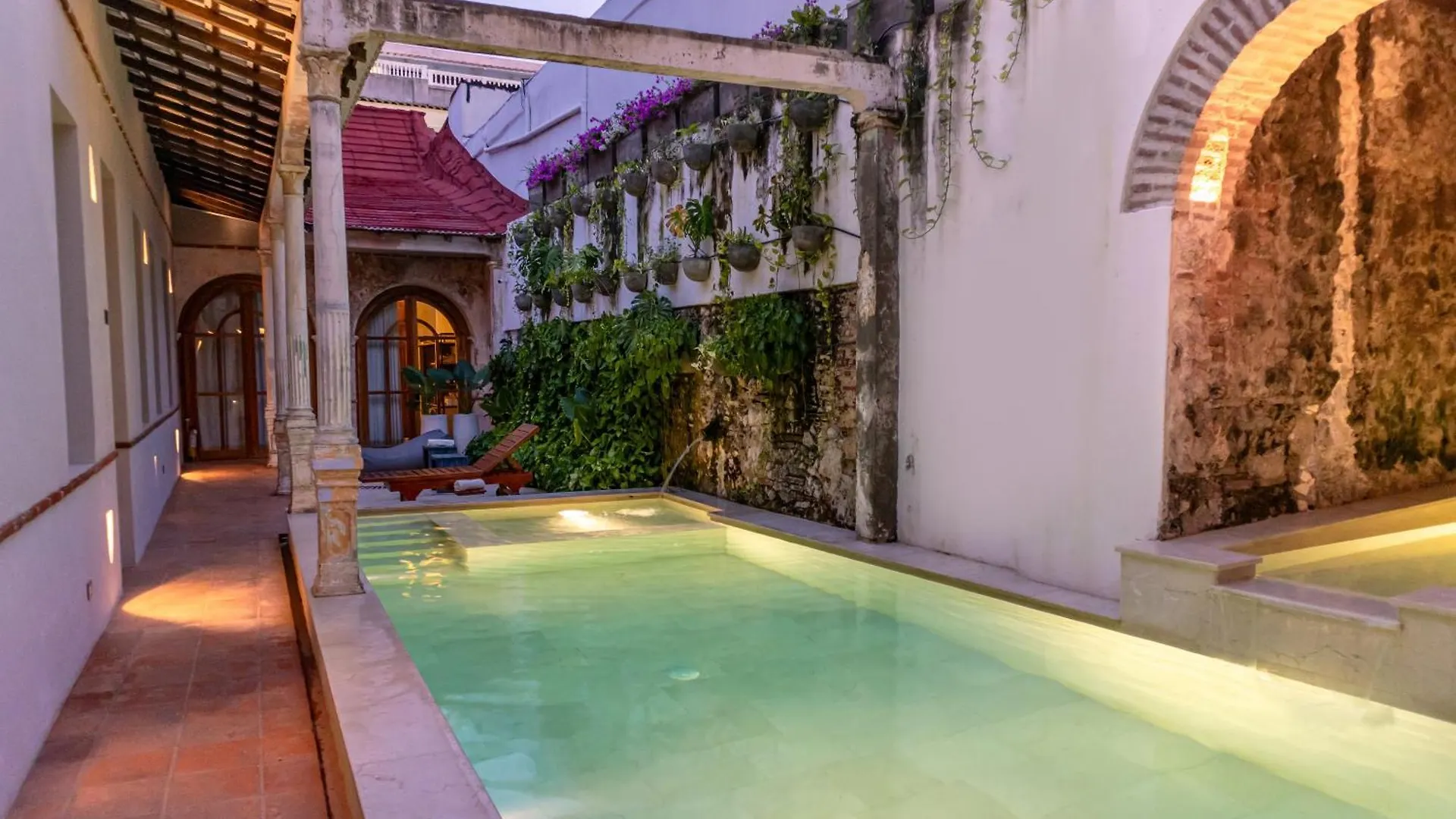 Hotel Bantu By Faranda Boutique, A Member Of Radisson Individuals Cartagena 5*,